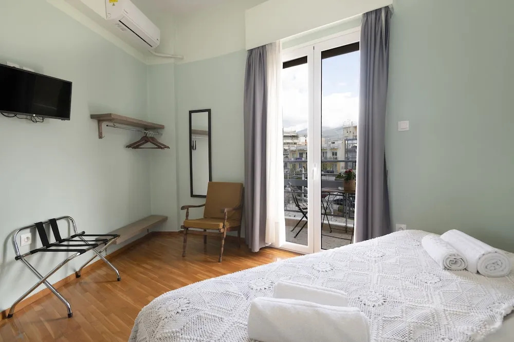 Kalamata Art Rooms