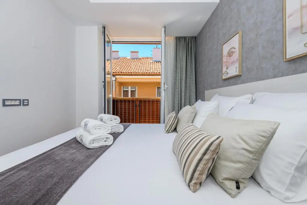 Windrose Design Apartments