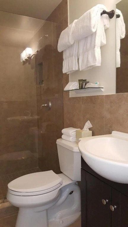 Le Cabanon Motel