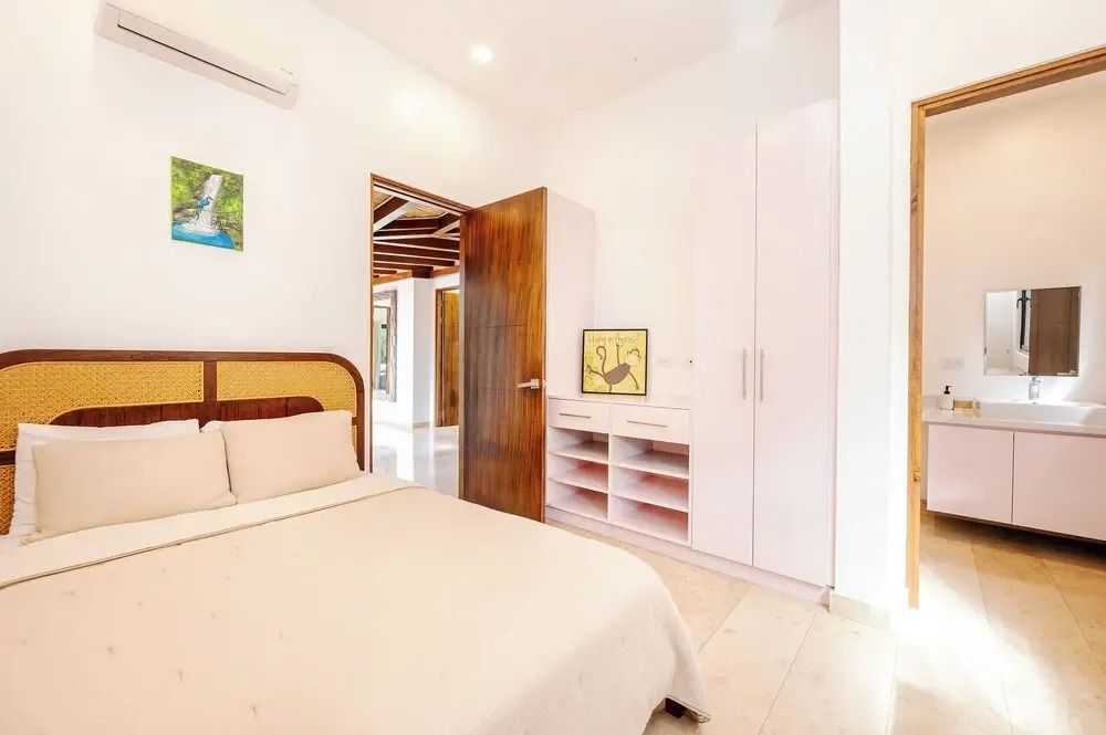 House Reserva Conchal Llama del Bosque