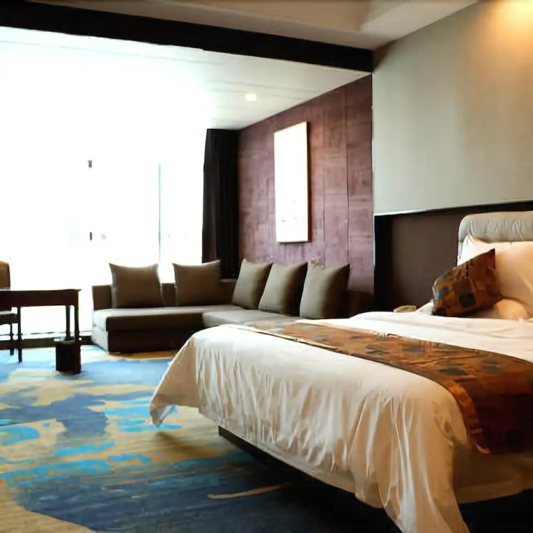 Chonpines Hotels·Zhengzhou East Railway Station