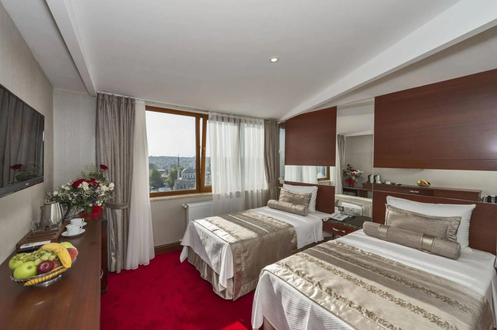 Escardin Hotel