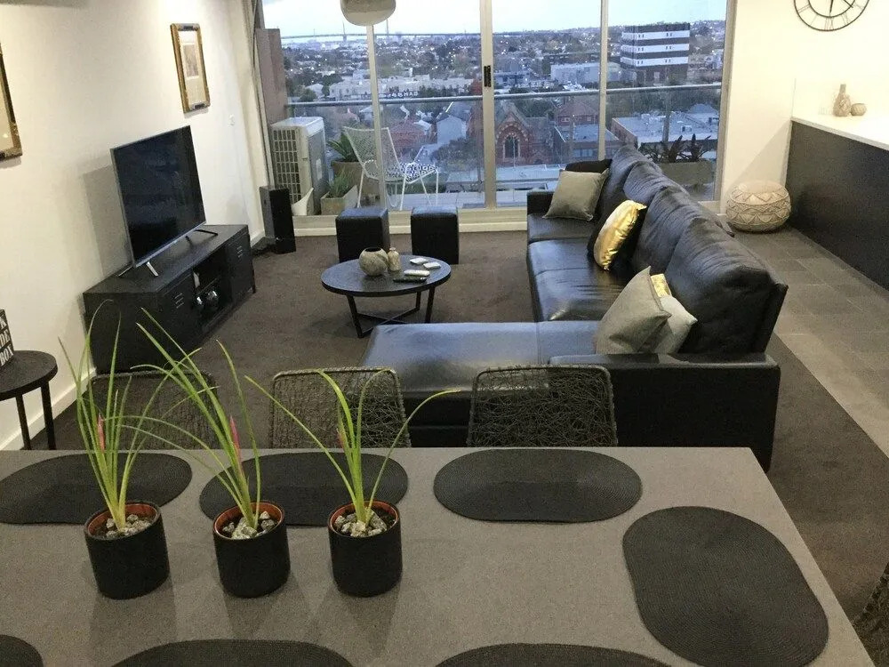 Sub Penthouse On Barkly Street