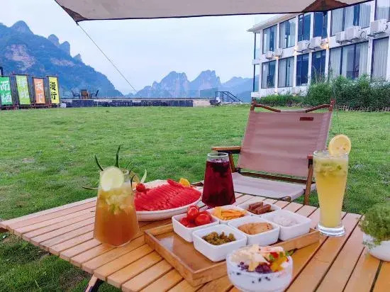XMAN Sunrise Peaks Resort