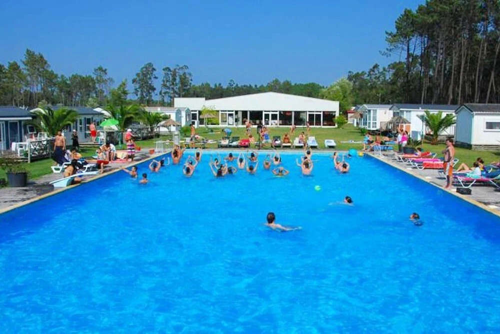 Bungalow With one Bedroom in Pataias, With Shared Pool, Enclosed Garden and Wifi - 14 km From the Beach