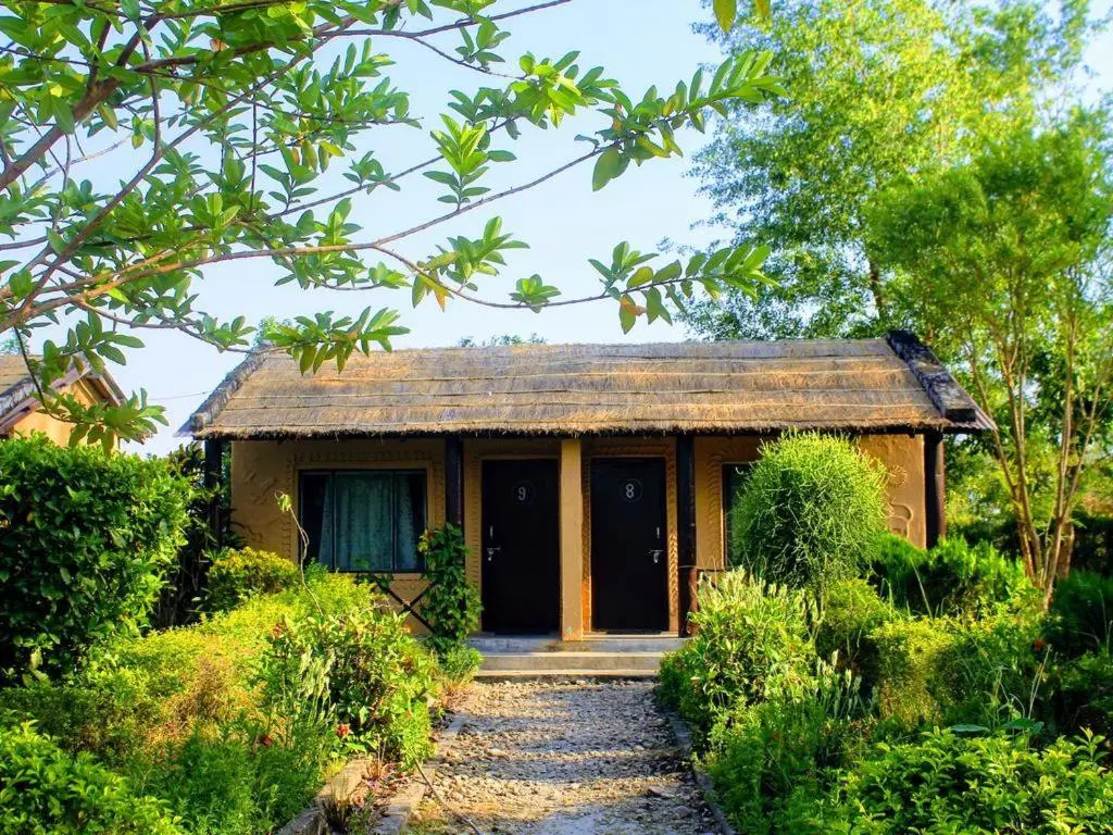 Bardia Riverside View Park Resort - FR and EN speaking