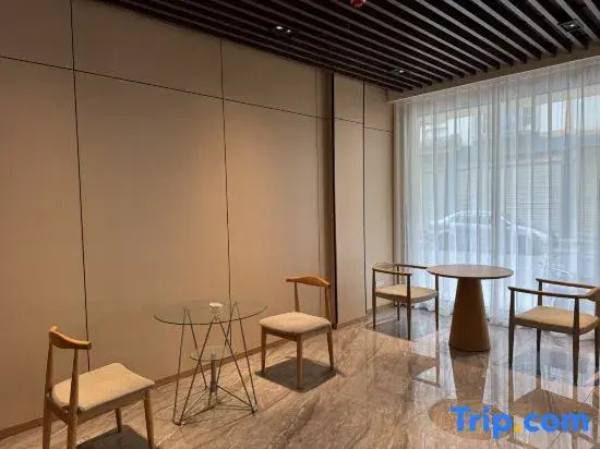 Yunzhi Xiu Smart Chinese Inn (Dujiangyan Scenic Area Yingbin Road)
