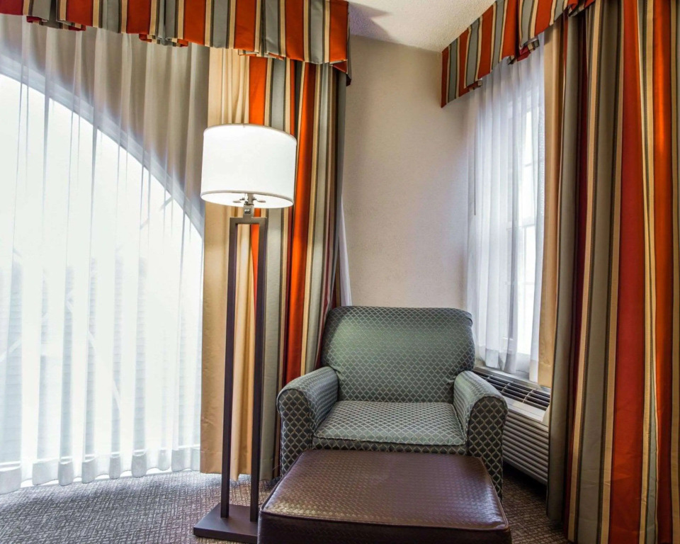 Comfort Suites Sumter near Shaw AFB