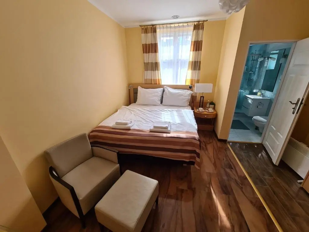 Jagiellonska 3 ApartHotel - Duze przestronne pokoje, centrum miasta, szybkie WiFi