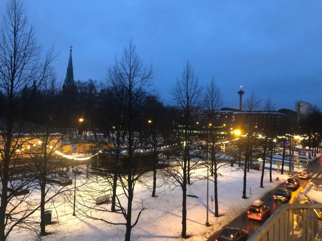 Perheasunto keskustassa
