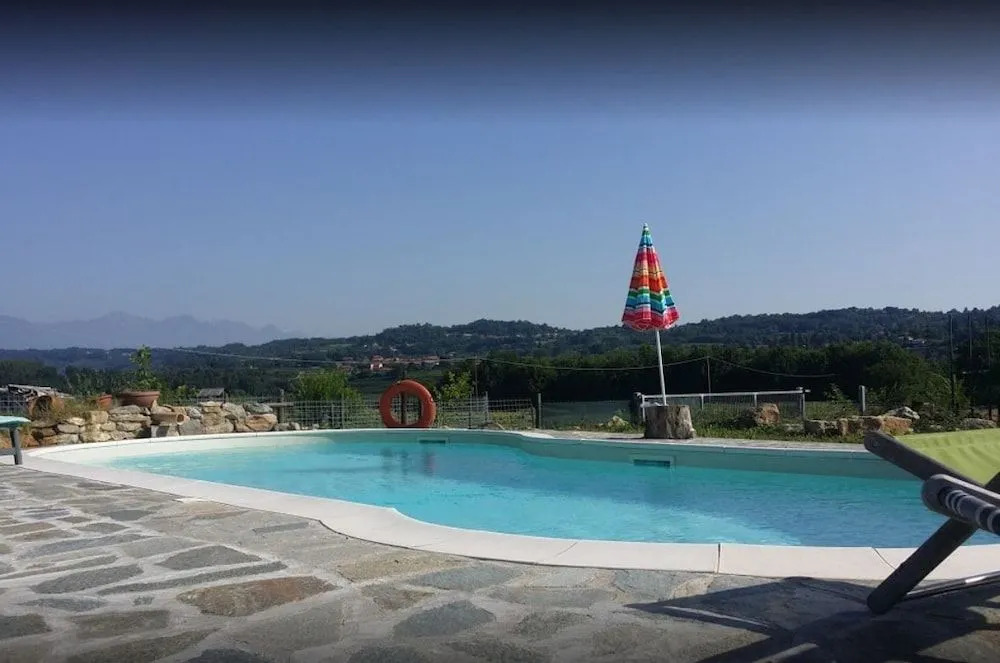 Agriturismo Tra Serra E Lago