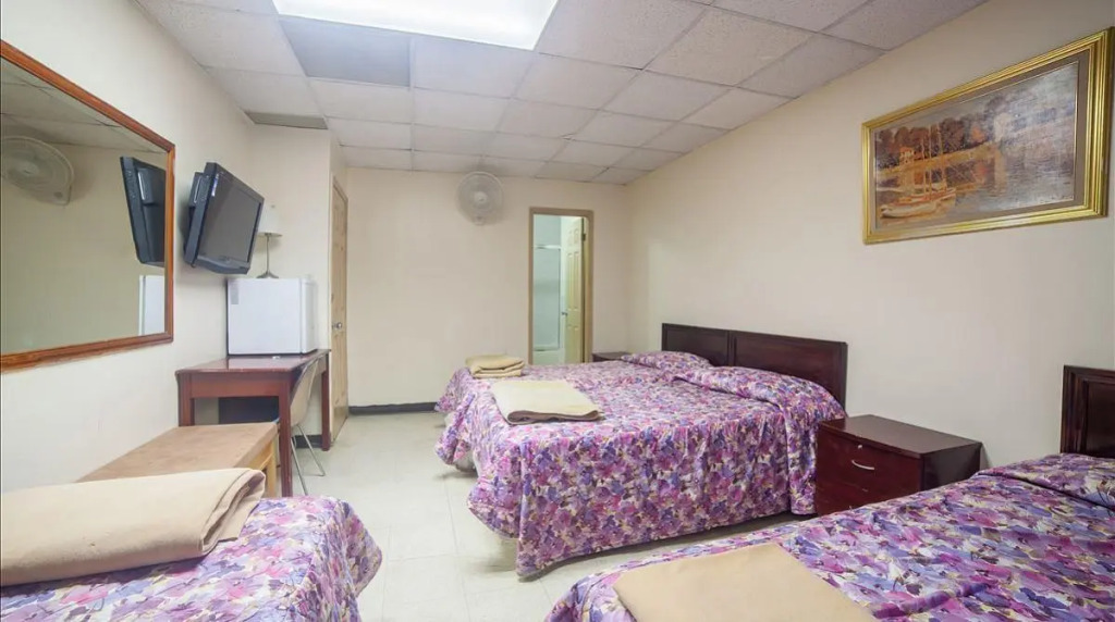 World Hotel
