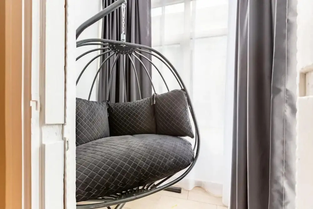 Spacious Apartment on Bagdat Street Kadikoy