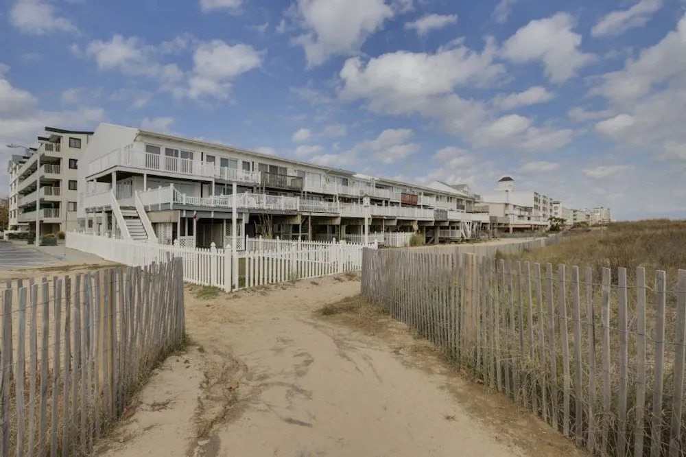 Sea Village 6 - 4 Br Townhouse