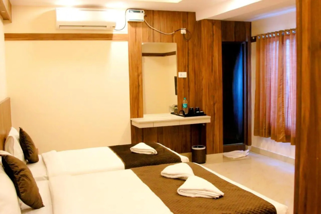 Hotel Sakura Inn