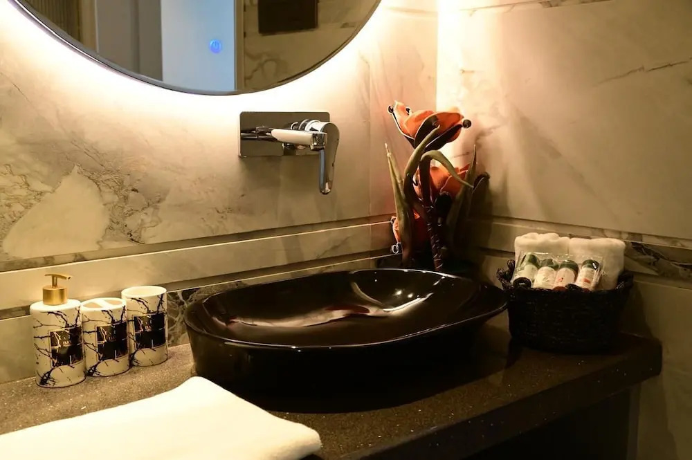 Aura luxury Stays