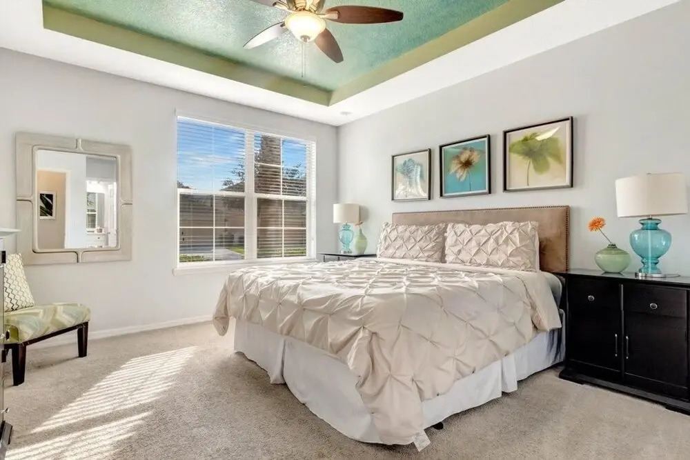 Upstair Loft Premium Home With Pool, Spa & Games! 5 Bedroom Condo