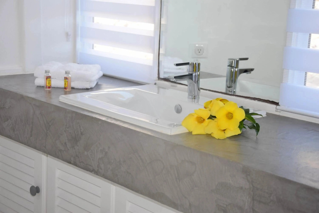 Ninamu Pearl  Guest House