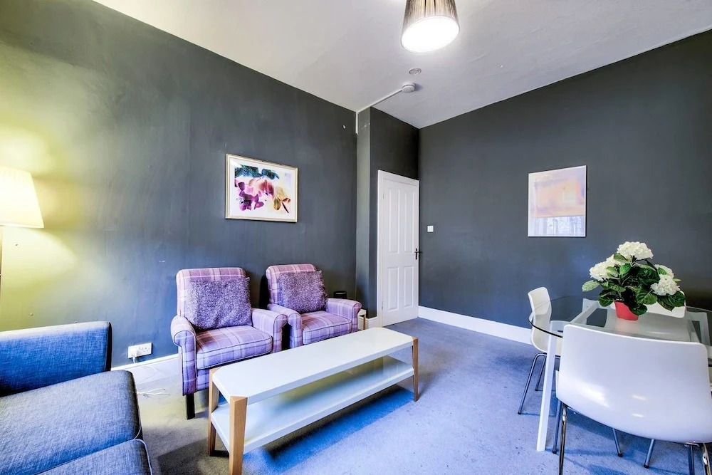 JOIVY Perfect Location! - Stylish & Cosy Rose St Apt