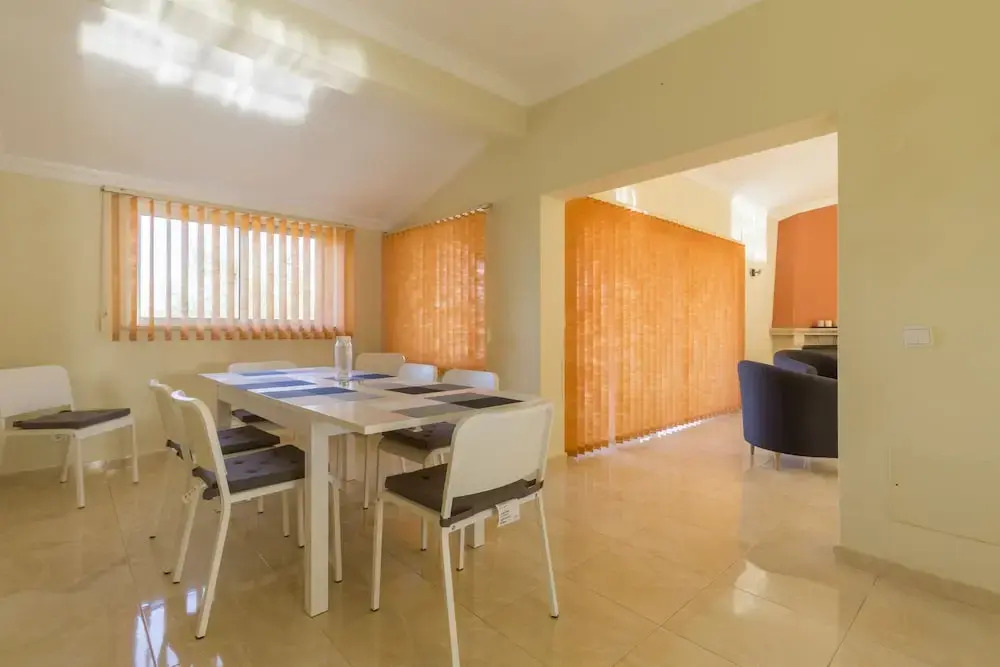 Villas2Go2 Sidney