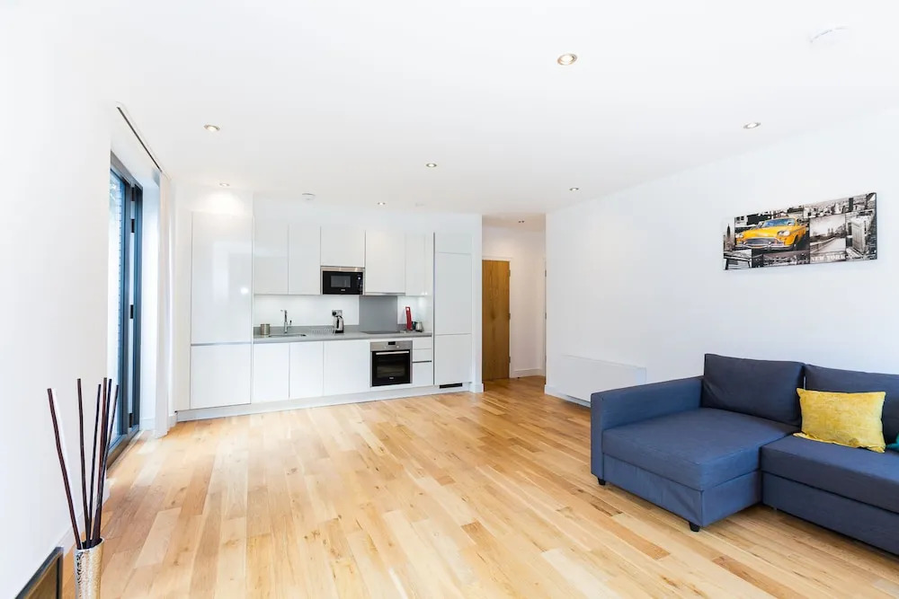 Spacious Luxury 1 Bed With Garden In Maida Vale