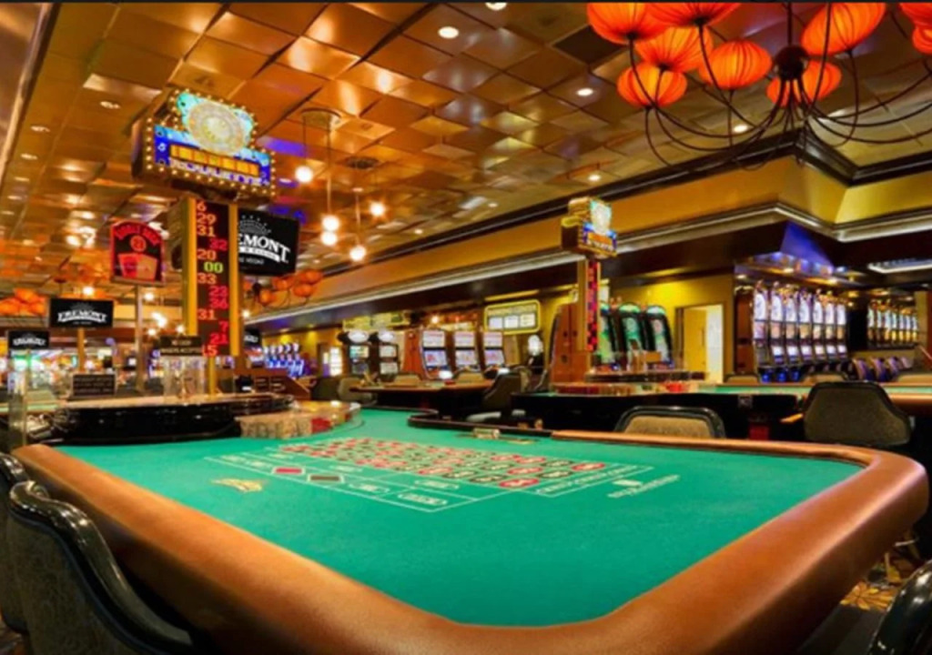 Fremont Hotel & Casino