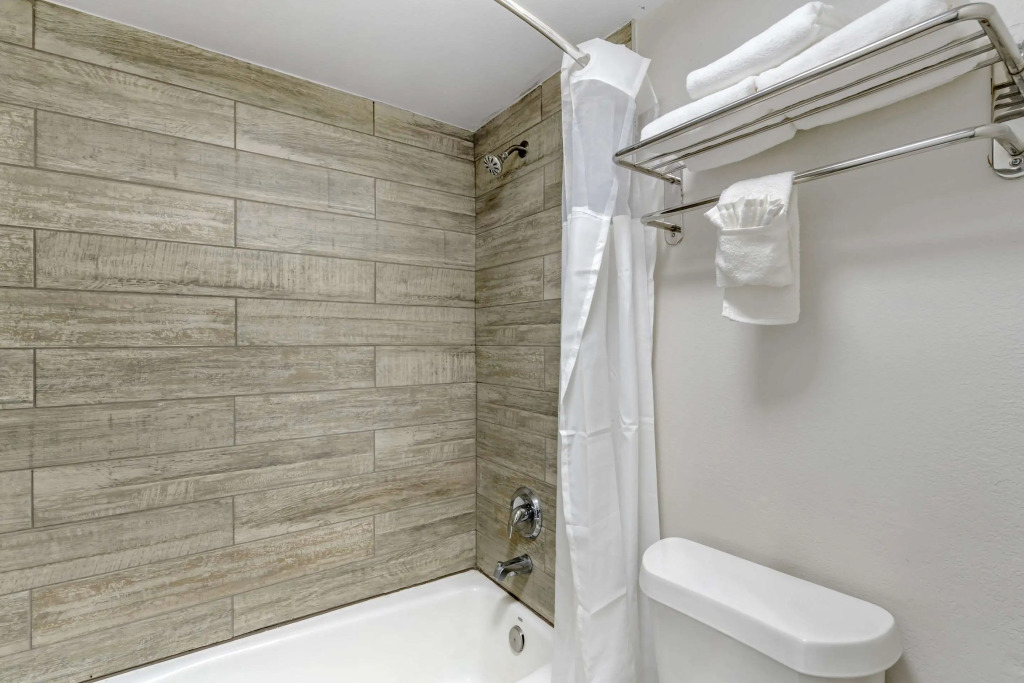 Quality Inn & Suites Orlando East - UCF Area