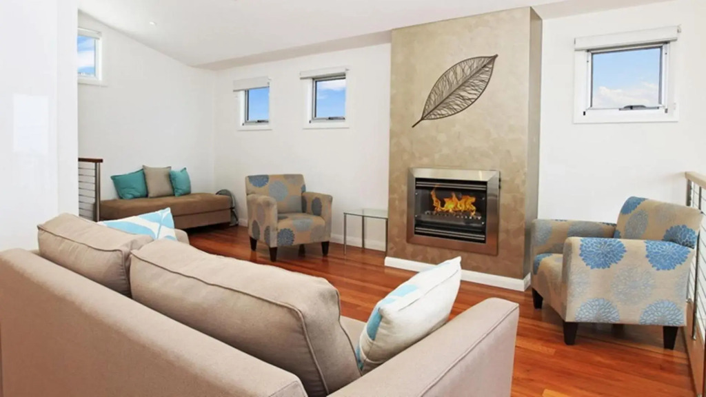 Surf Mist - contemporary seaside duplex