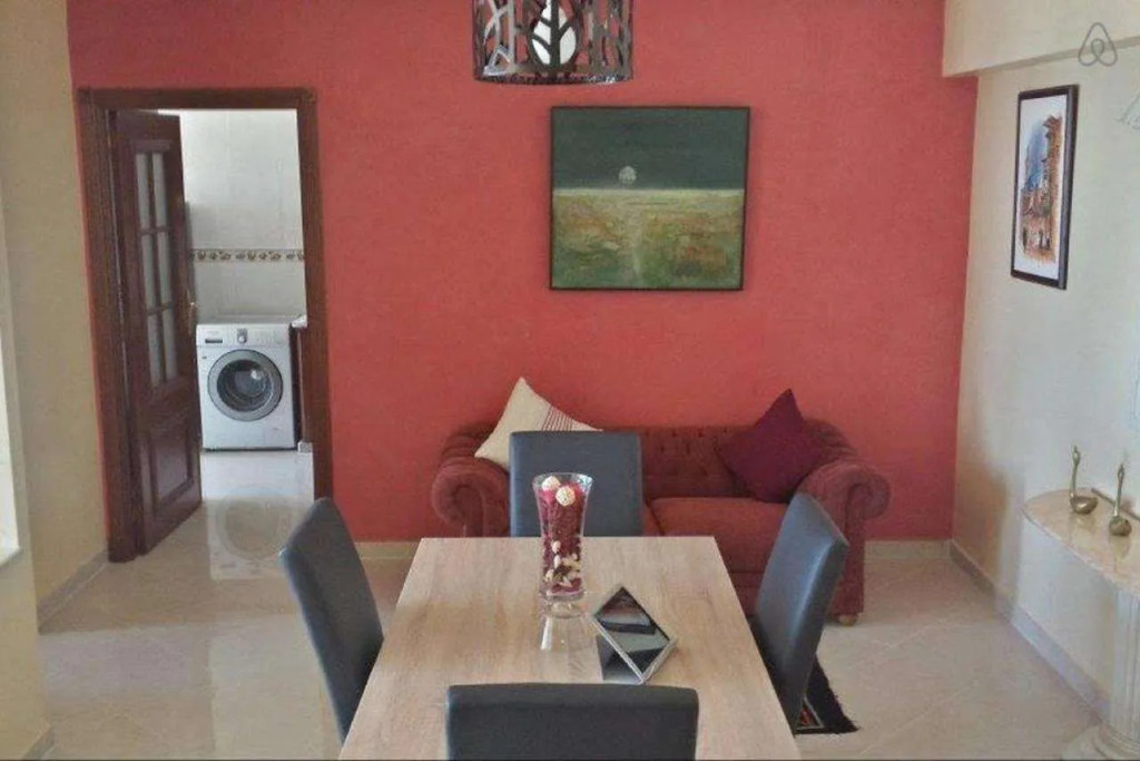 Newcenter Suites