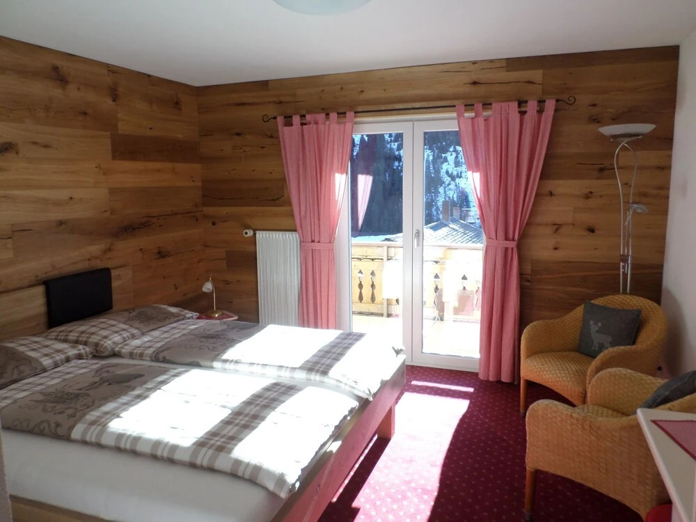 Hotel Mira