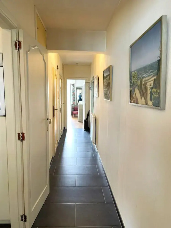 Apartment for 5 People With sea View