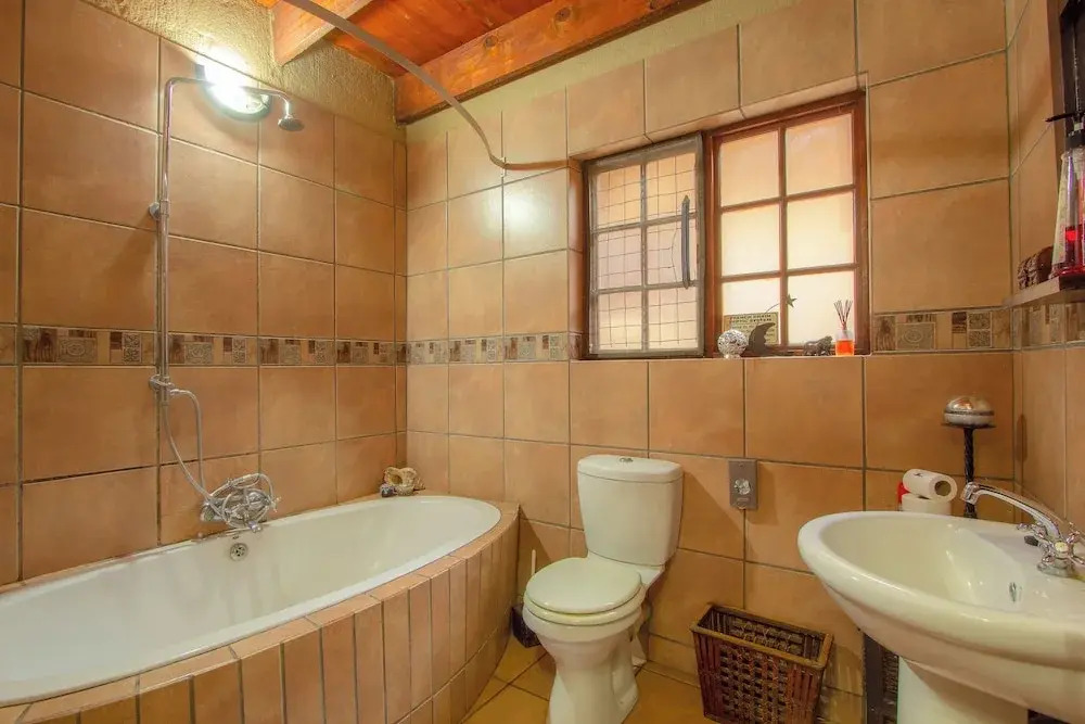 Villa - Sleeps 10 - Pool - Patio - Housekeeping