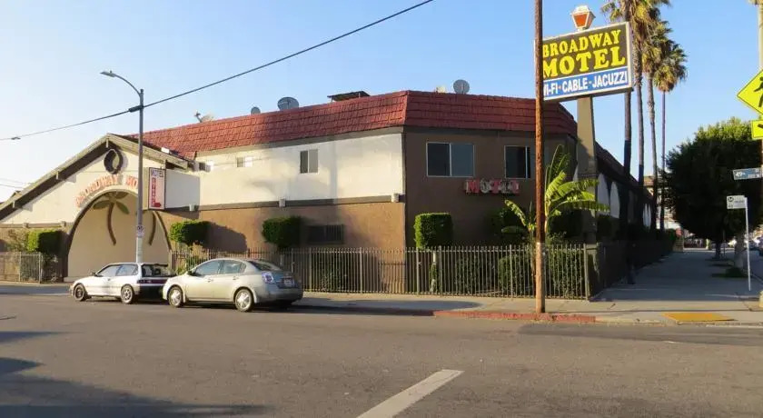 Broadway Motel