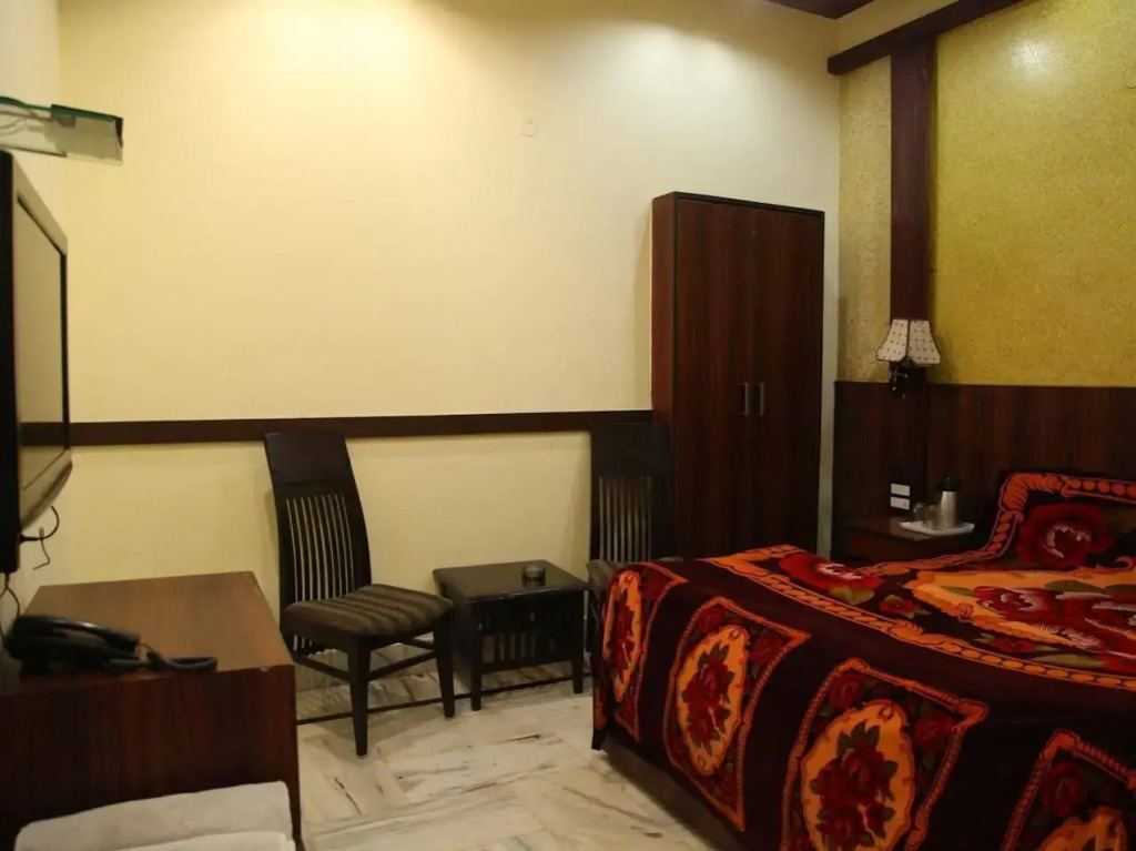 Hotel Wall City