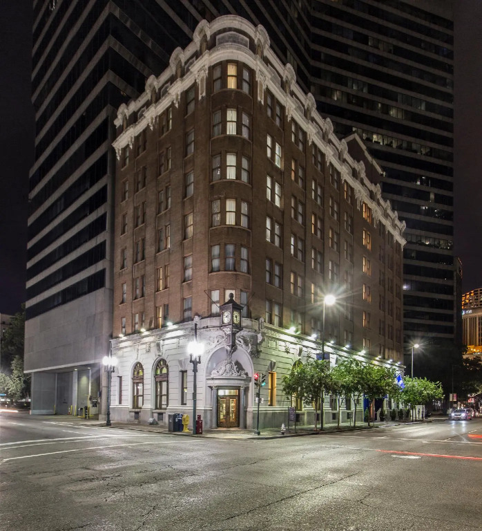The Whitney Hotel
