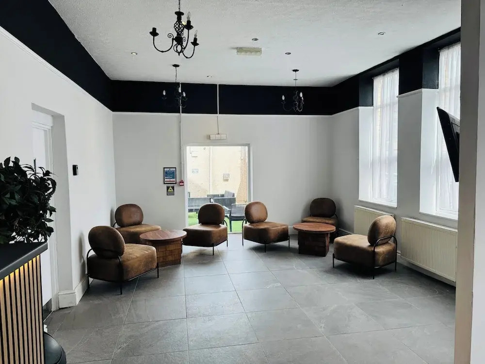 Hotels 247