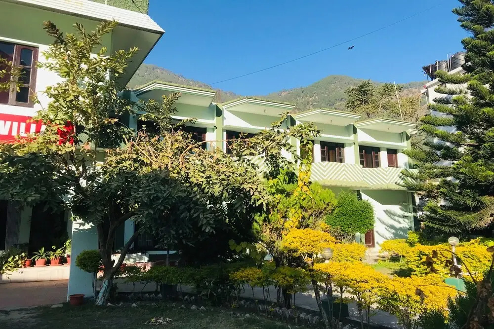 OYO 24537 Hotel Sahaj Villa