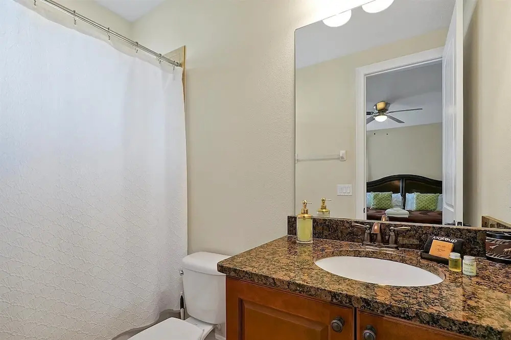 261 Lasso Drive 6bed