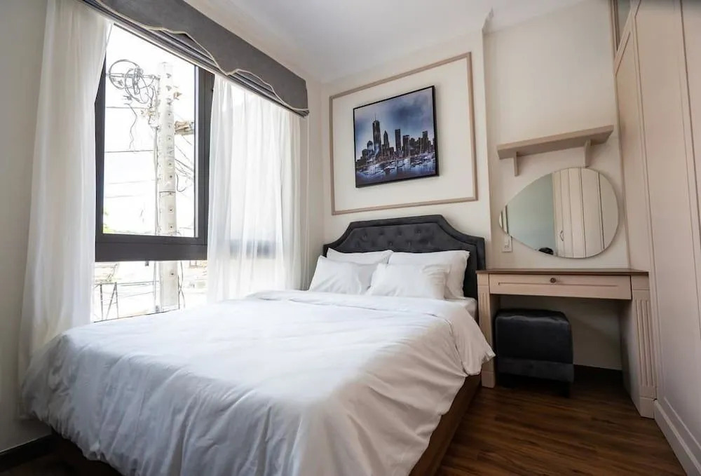 N Queen Apartment Hotel