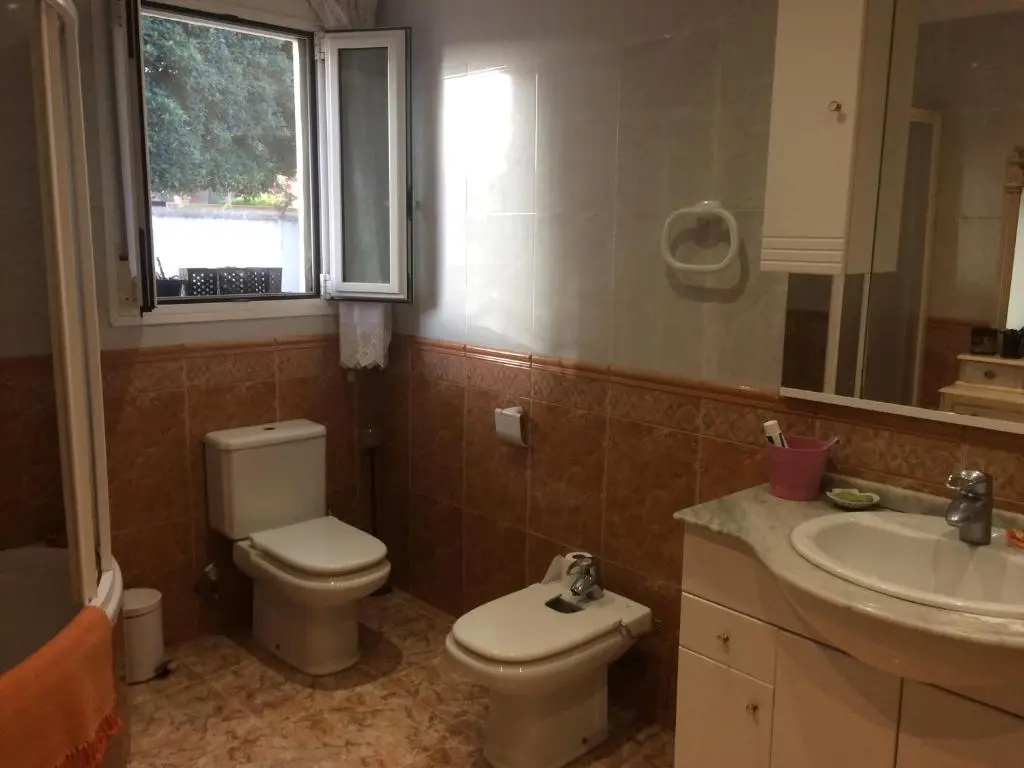 Habitación doble 4 línea playa 2 opciones 1 con baño privado y otra con baño compartido