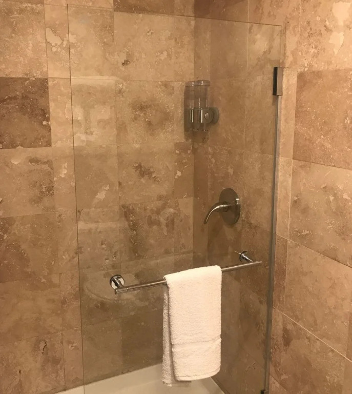 Grand Royale Hotel