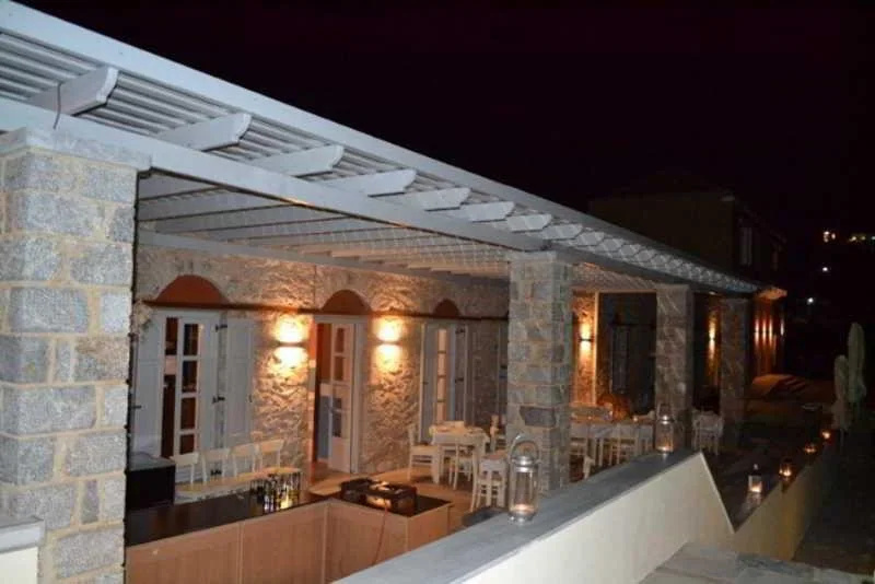 Aretanassa Hotel