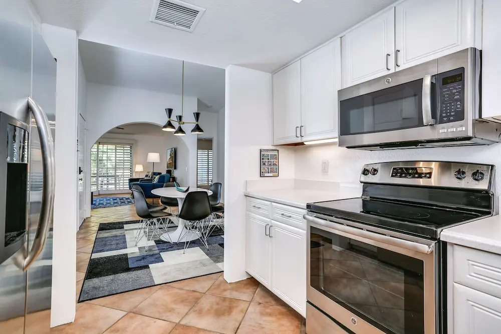 Sunny 2BR Palm Springs Condo by RedAwning
