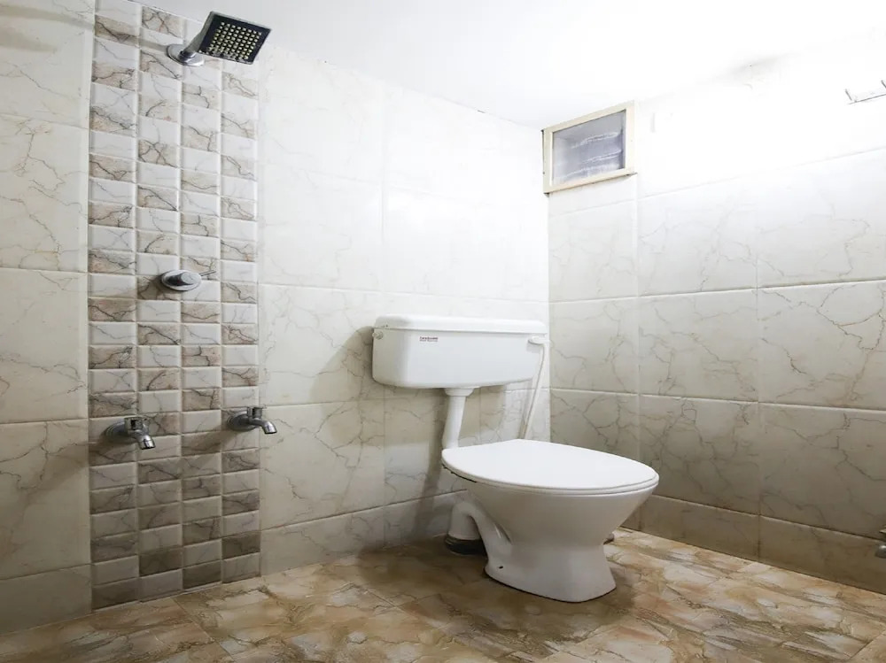 Spot On 49840 Hotel Kamal Darshan