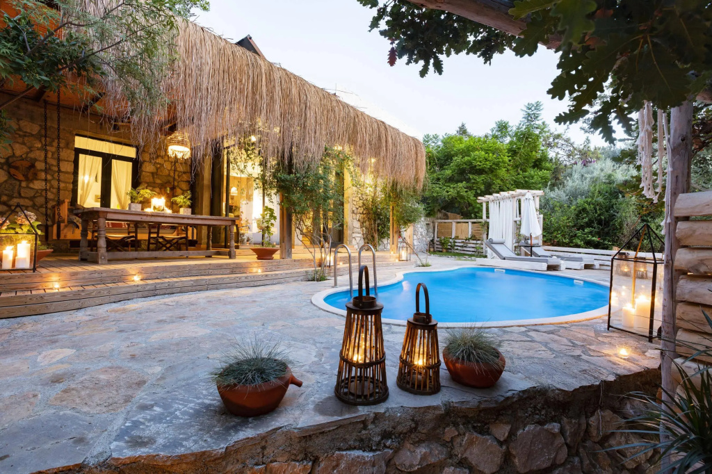 Nautical Hotel