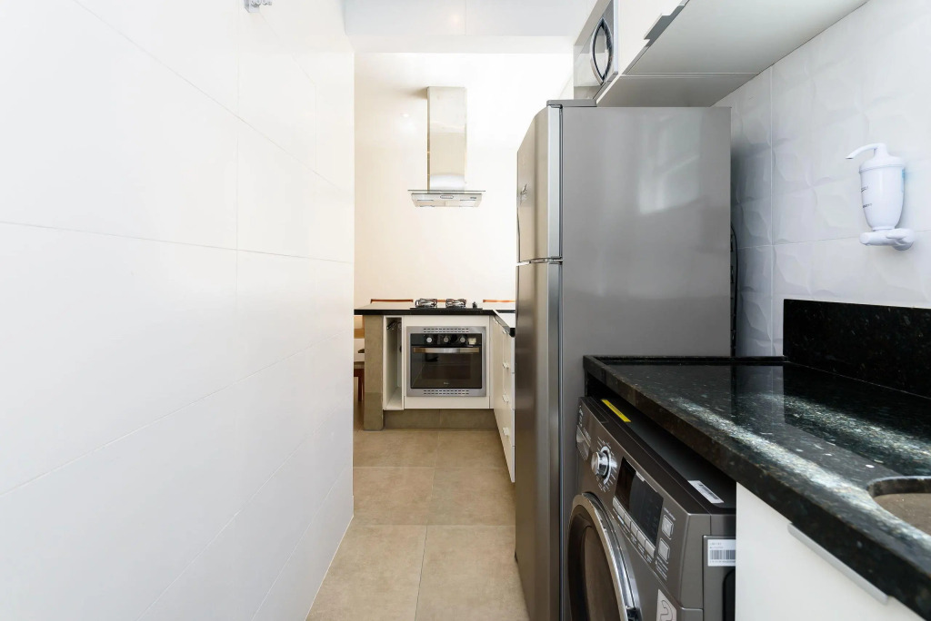 Apartamento Moderno Em Copacabana | Mfb 76/202