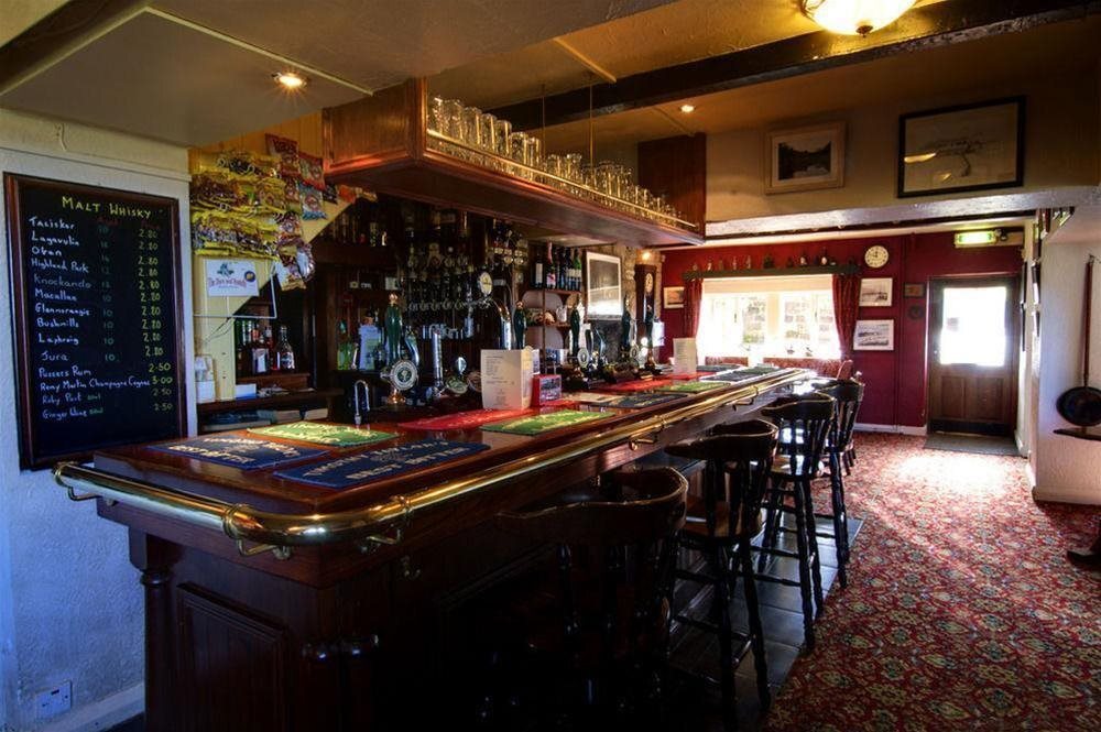 The Hare and Hounds Country Inn