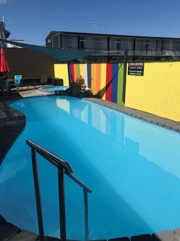 Ambassador Thermal Motel