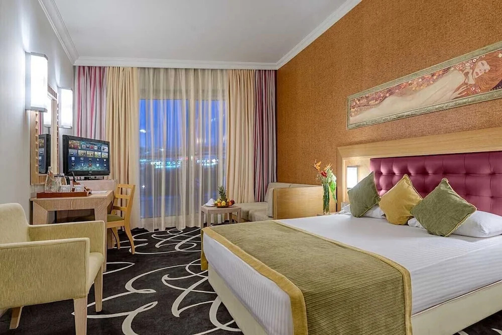 The Nora Hotels Family Club