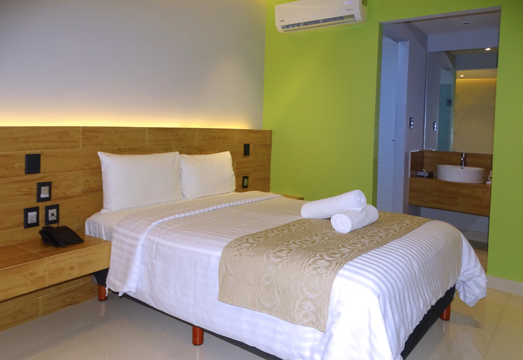 Hotel Kavia Plus